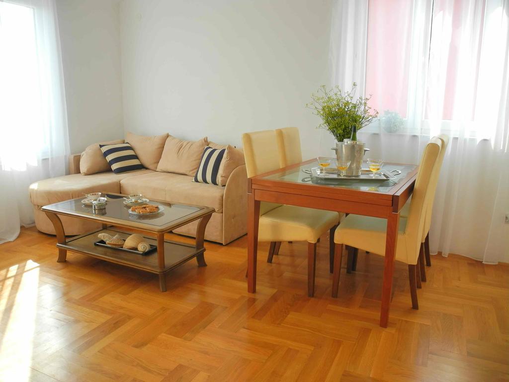 Apartments Antonela Jezera Exterior foto
